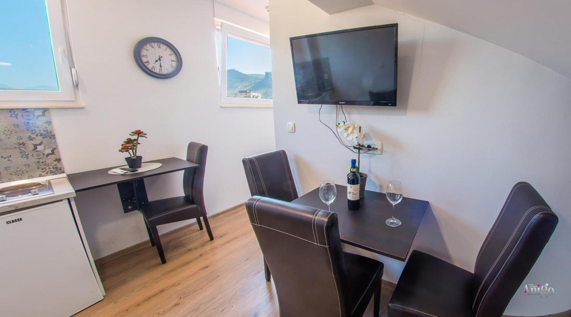 Apartments Enigma - With Private Parking Мостар Екстериор снимка